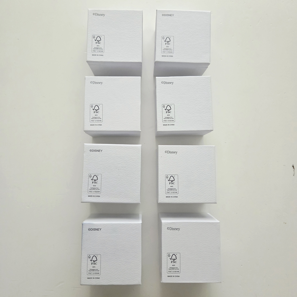 Disney x Pandora White Gift Boxes - Picture 2 of 2